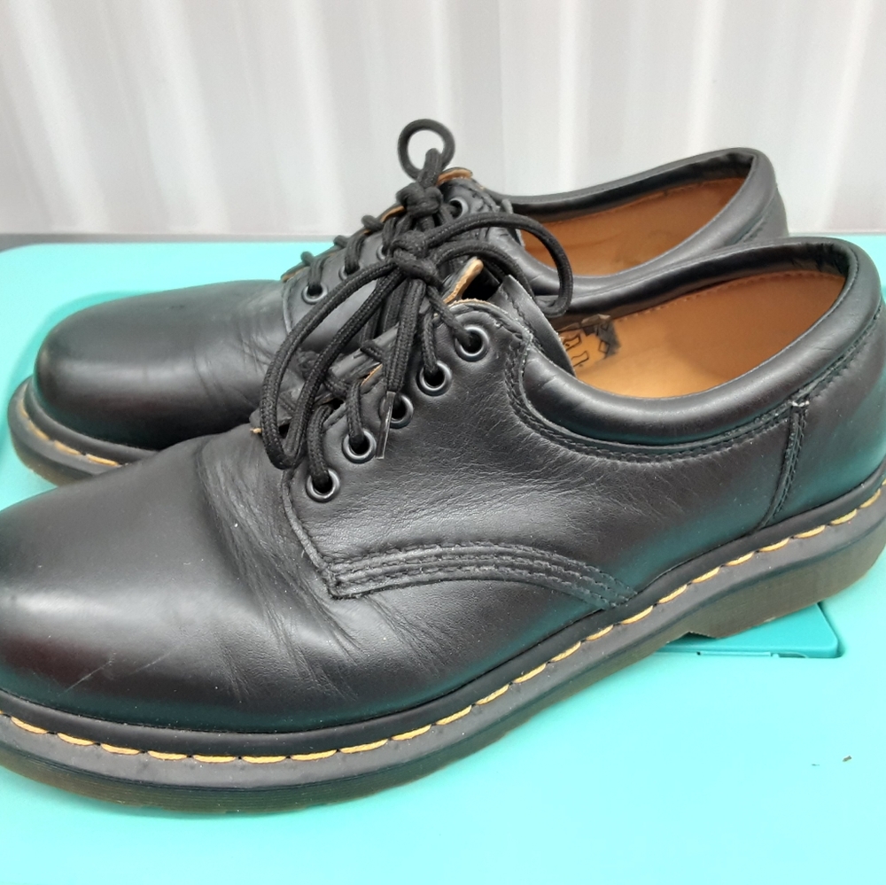 Dr Martens Black Oxfords Size 10 Men Size 11 Womens
